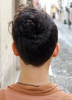 fryzury krótkie - uczesanie damskie z włosów krótkich zdjęcie numer 78B